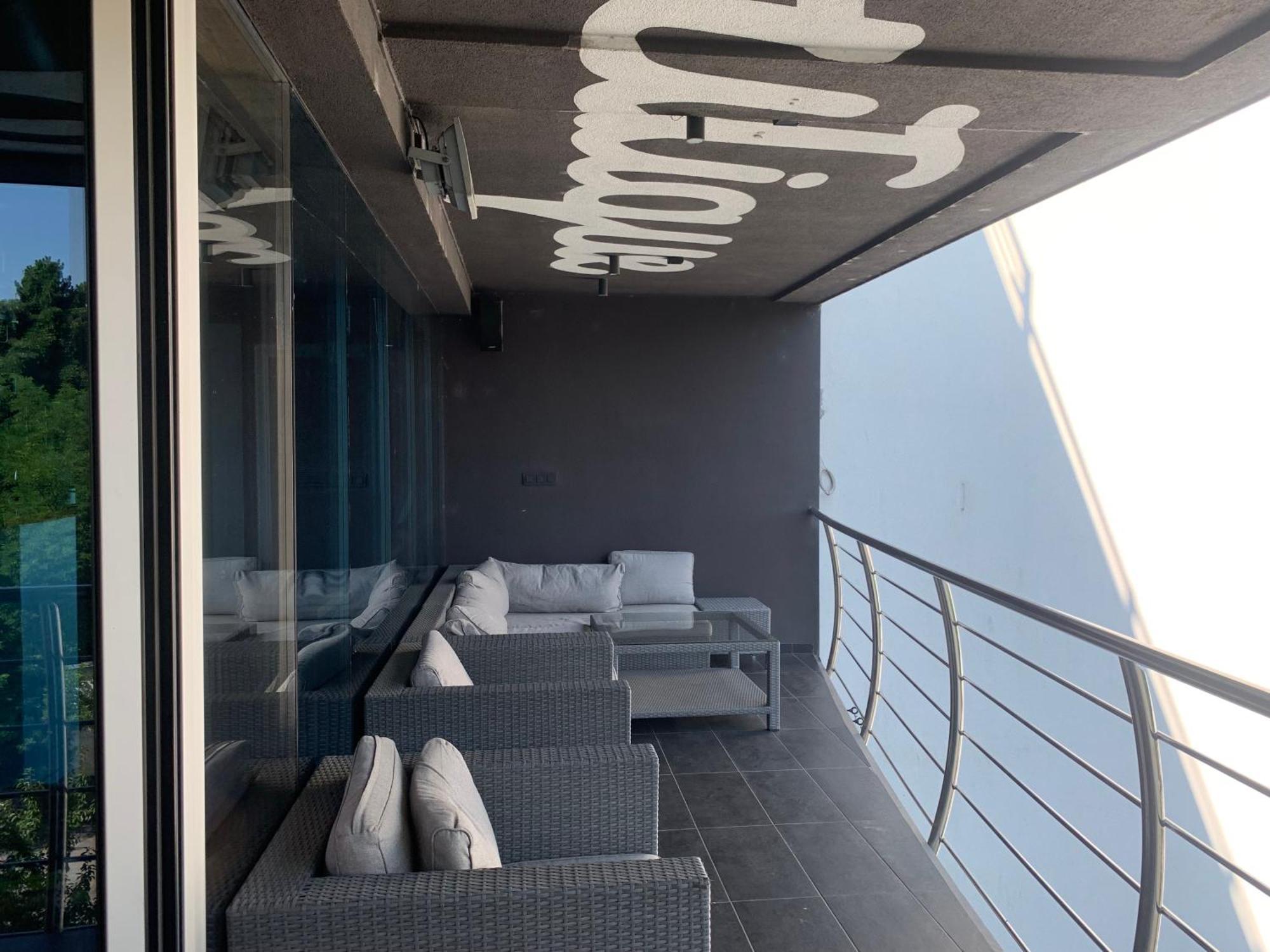 Hotel Alexander'S Nitra Bagian luar foto