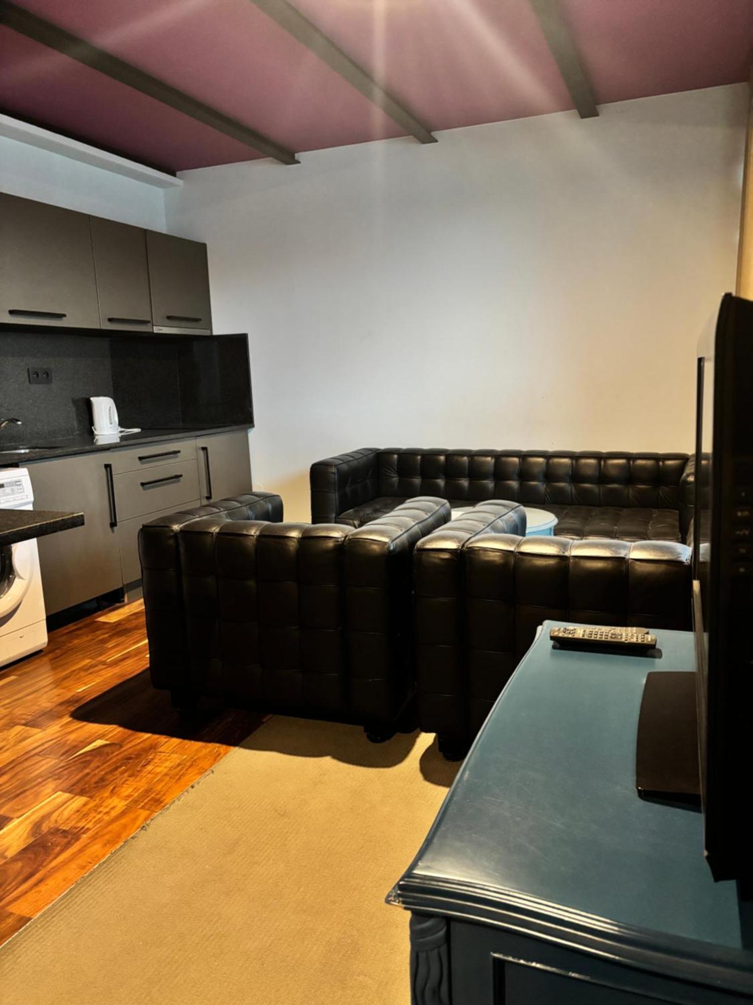 Hotel Alexander'S Nitra Bagian luar foto